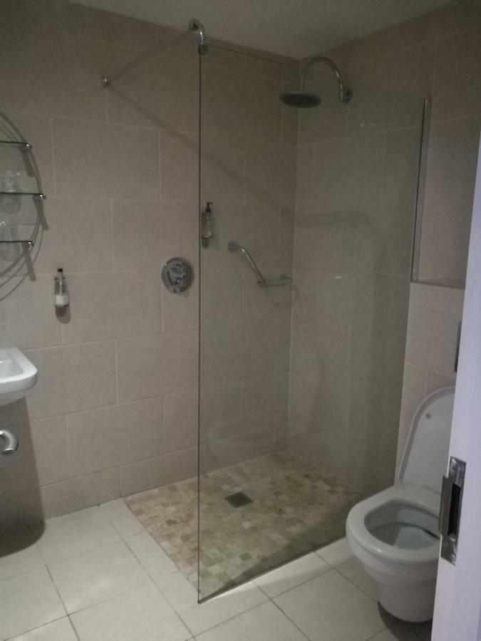 Barley Sheaf, Old Bridge Street En Suite Rooms, Room Only Truro Luaran gambar